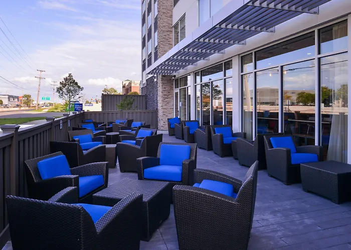 Holiday Inn Express & Suites Mall Of America - Msp Airport By Ihg